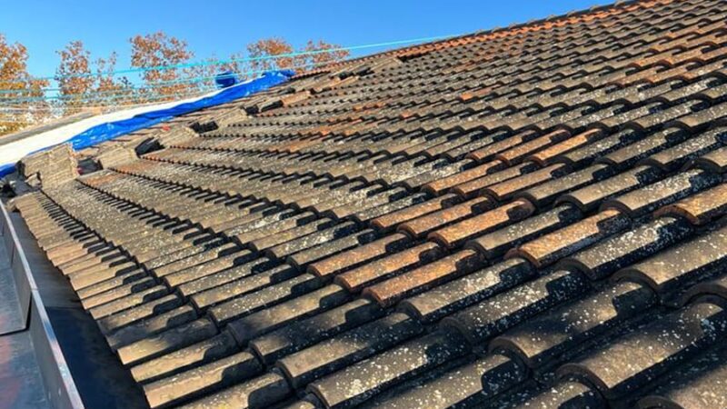 Cubierta renovada tras la retirada de amianto